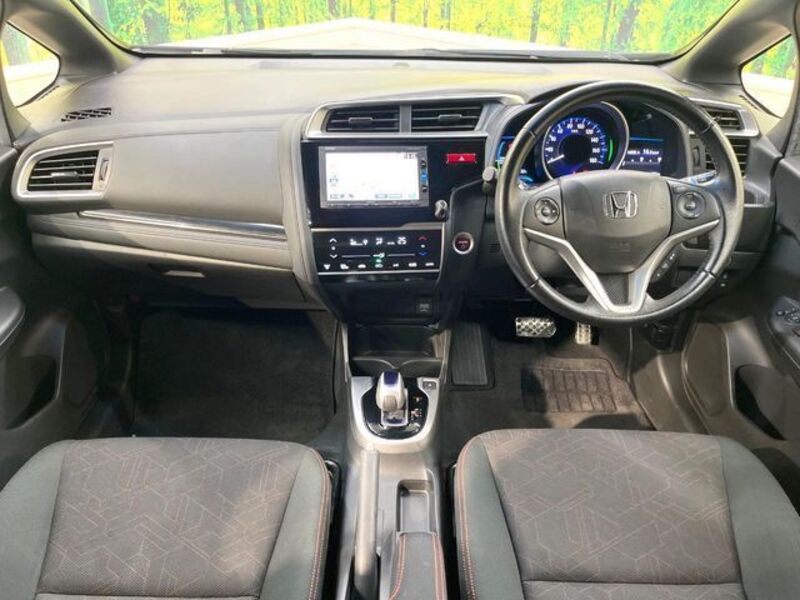 FIT HYBRID