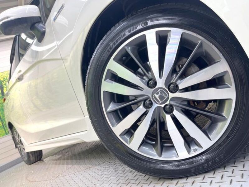 FIT HYBRID