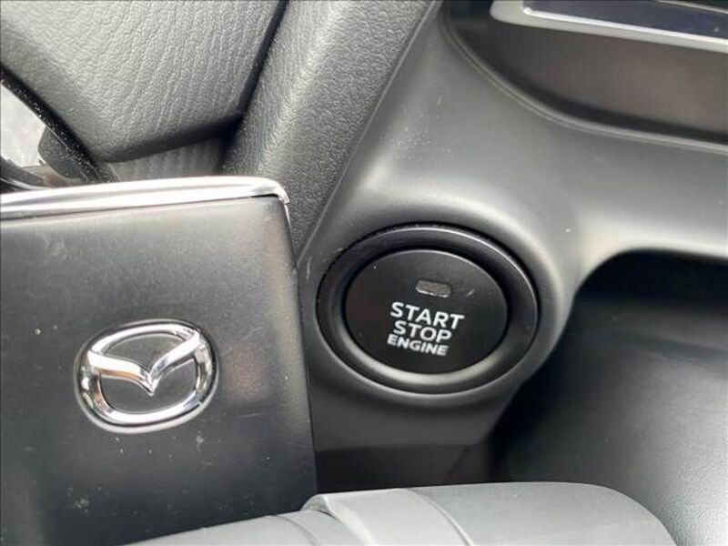 MAZDA2