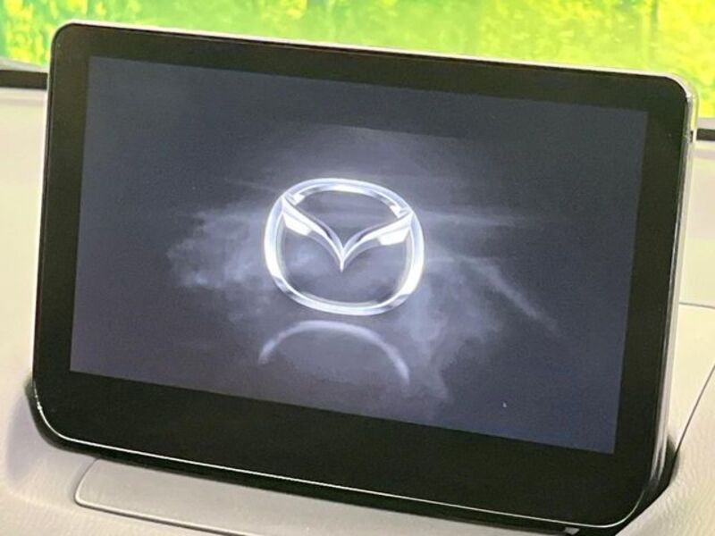 MAZDA2