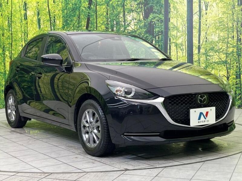 MAZDA2