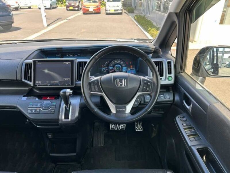STEPWAGON SPADA