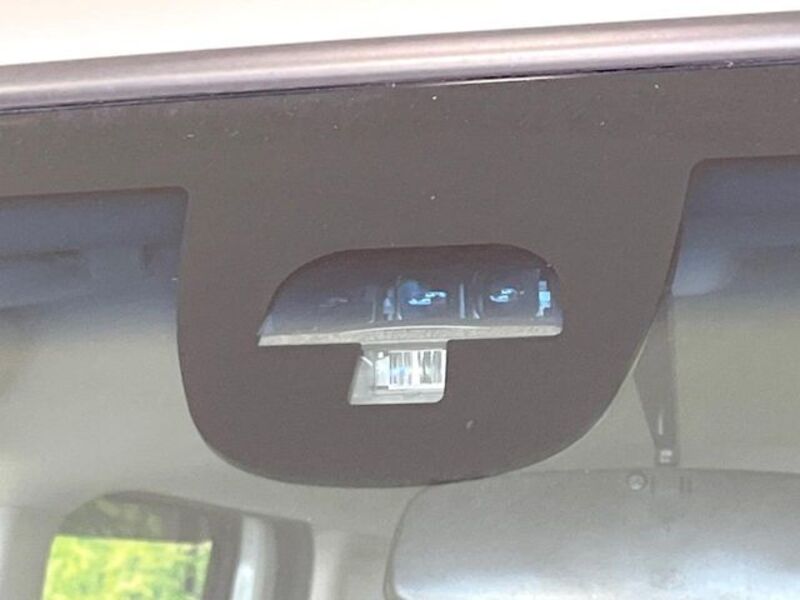 N BOX