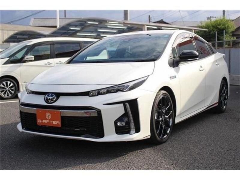 PRIUS PHV