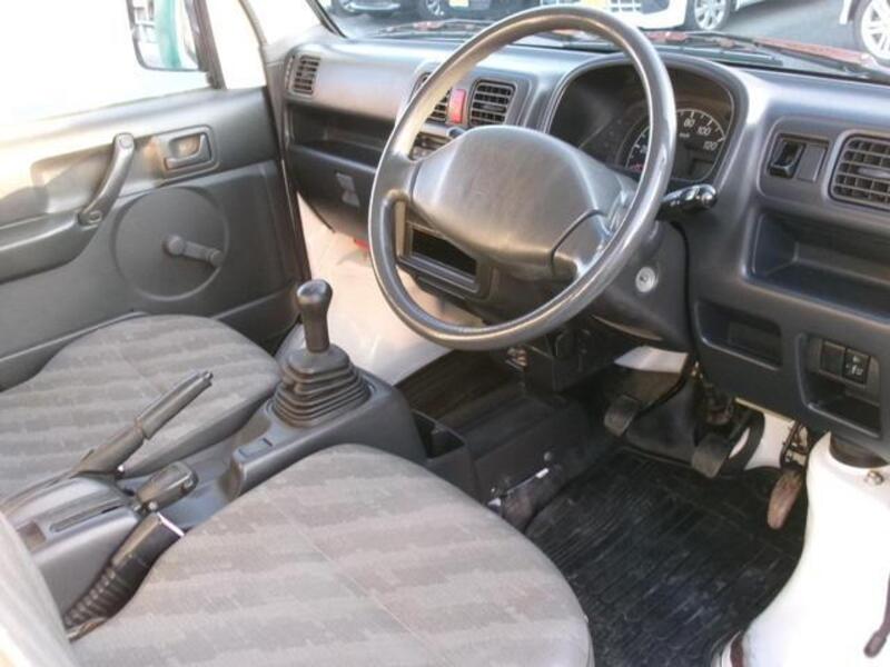 CARRY TRUCK