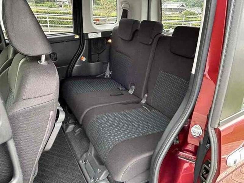 ROOMY