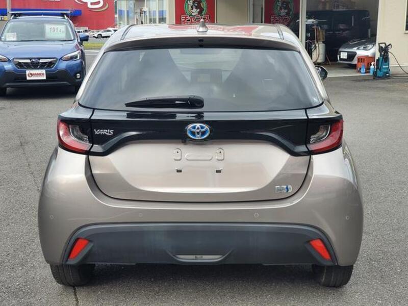 YARIS