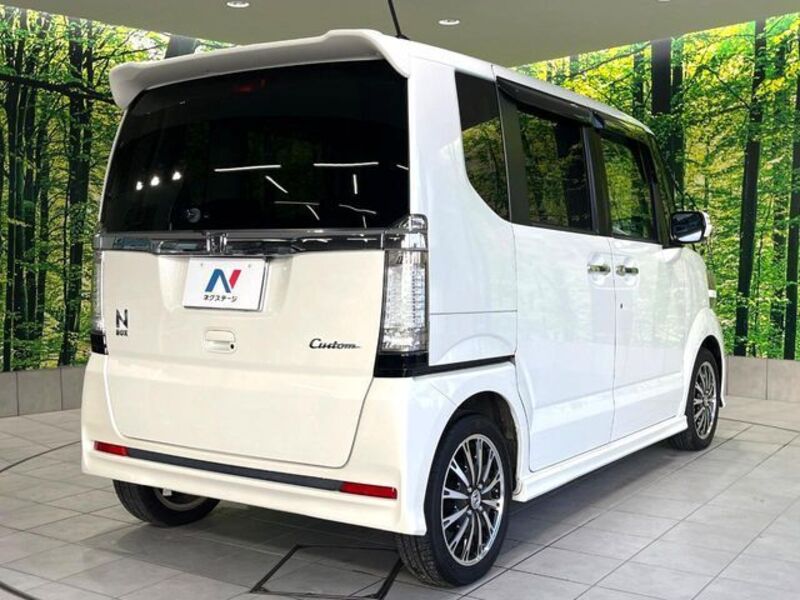 N BOX CUSTOM