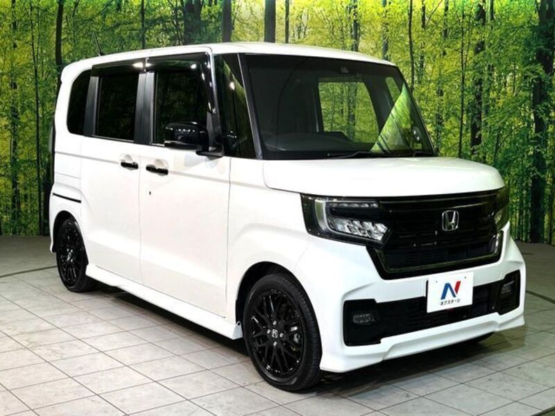N BOX CUSTOM