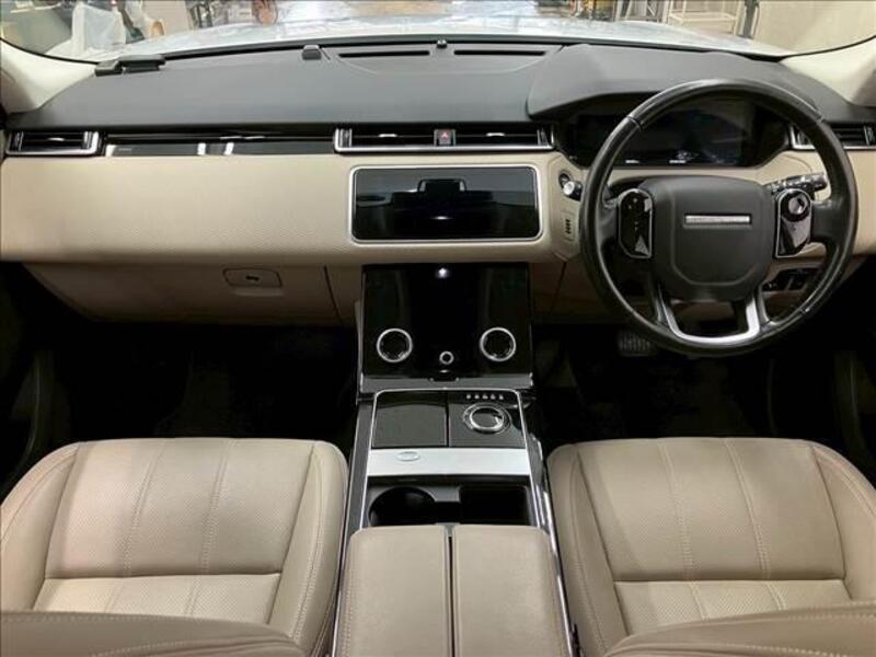 RANGE ROVER VELAR