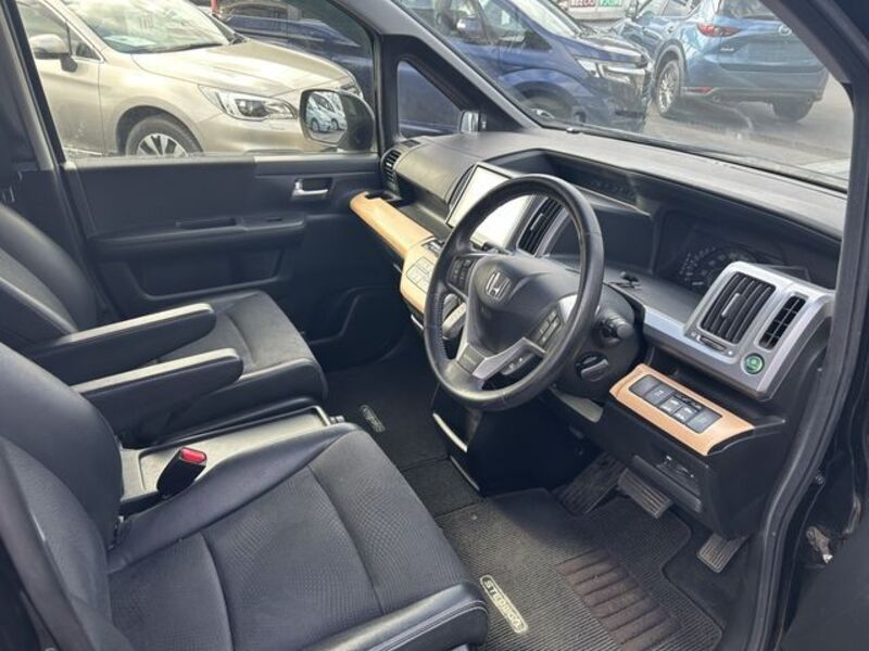 STEPWAGON SPADA