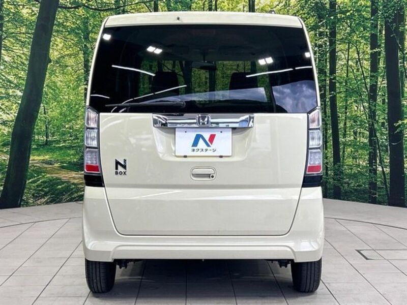 N BOX