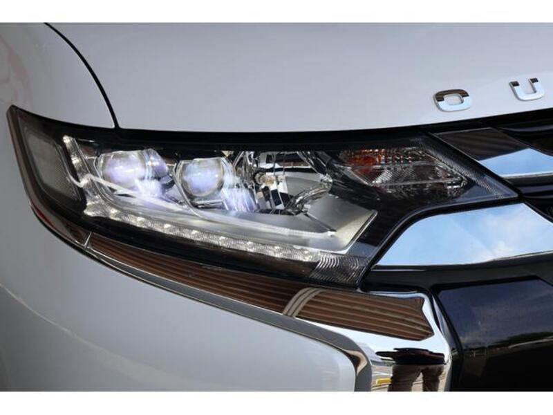 OUTLANDER PHEV