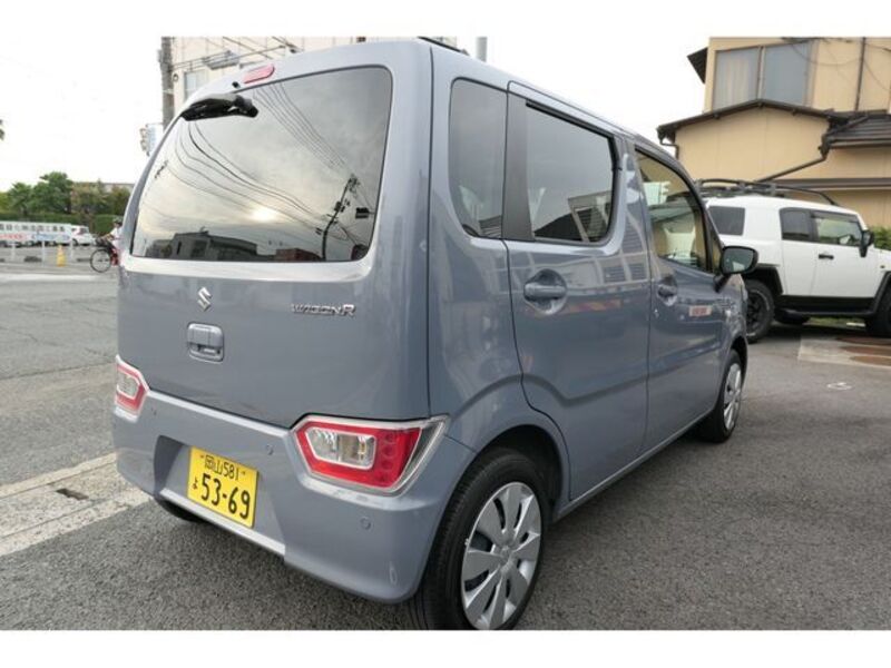 WAGON R