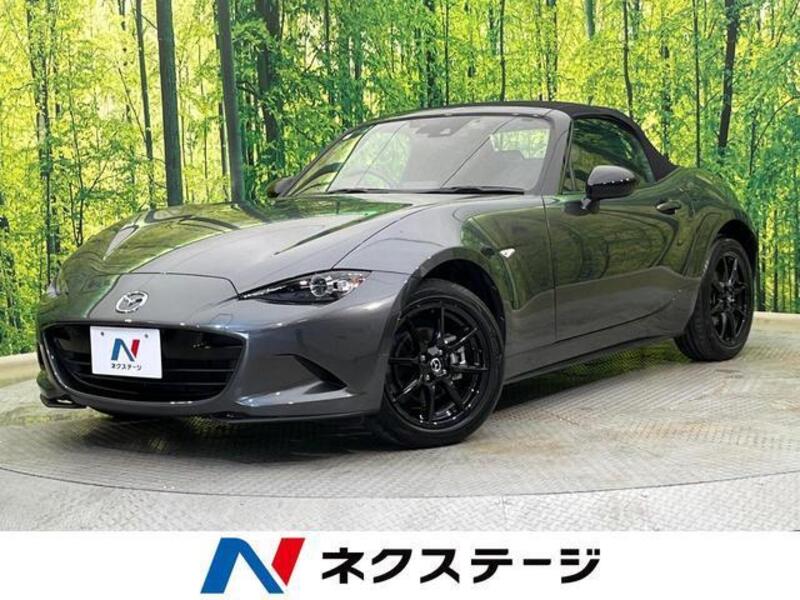 ROADSTER-0