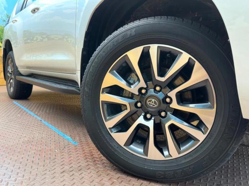 LAND CRUISER PRADO