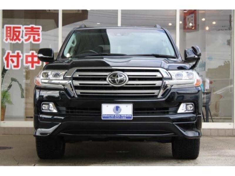 LAND CRUISER