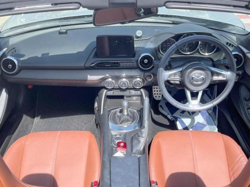 ROADSTER