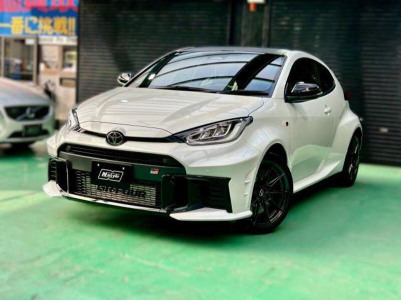 GR YARIS