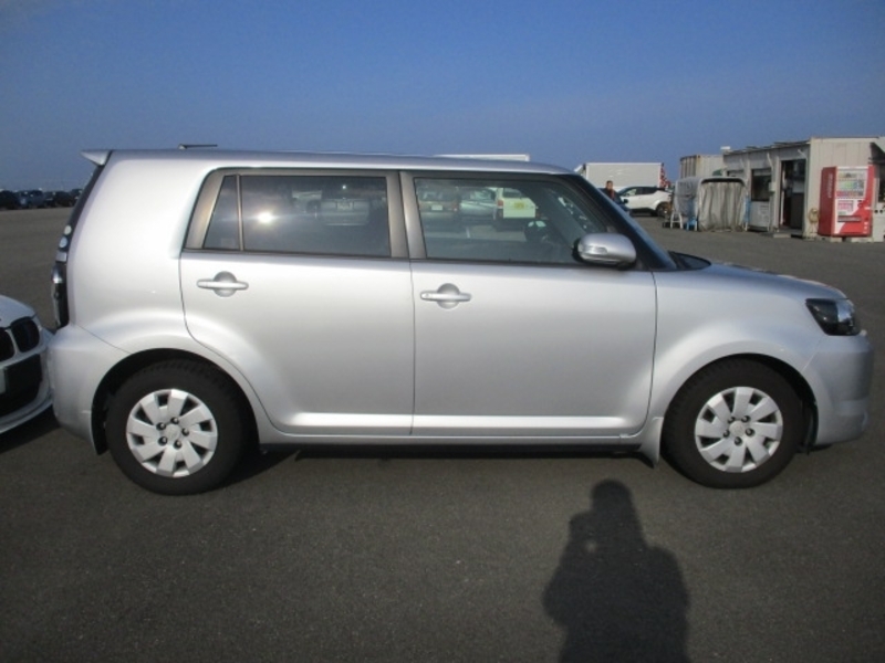 COROLLA RUMION