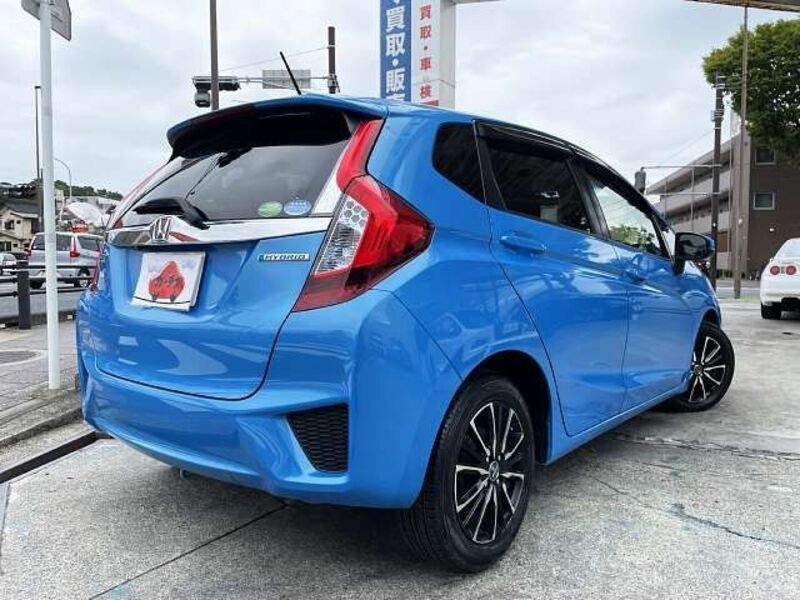 FIT HYBRID