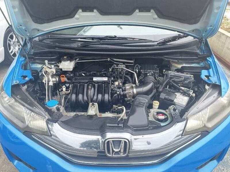 FIT HYBRID
