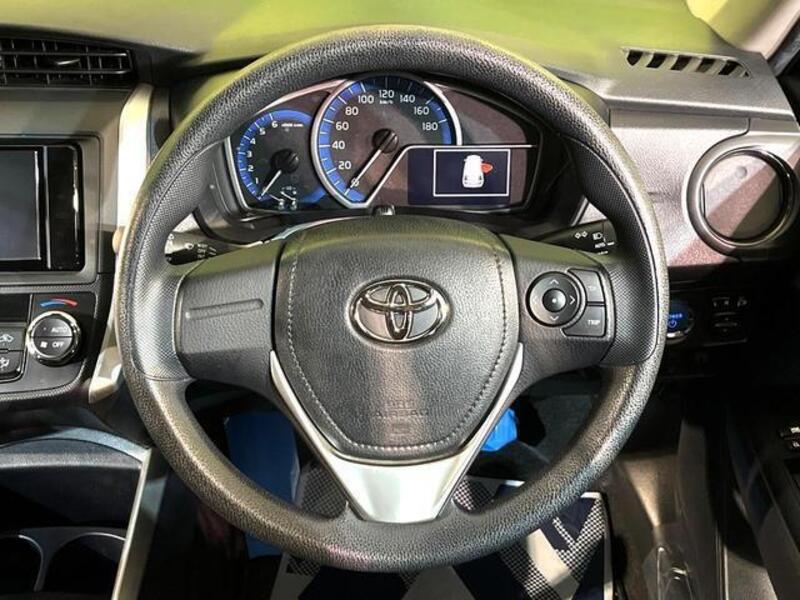 COROLLA FIELDER