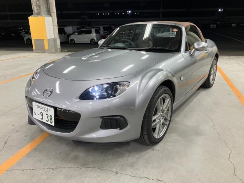 ROADSTER
