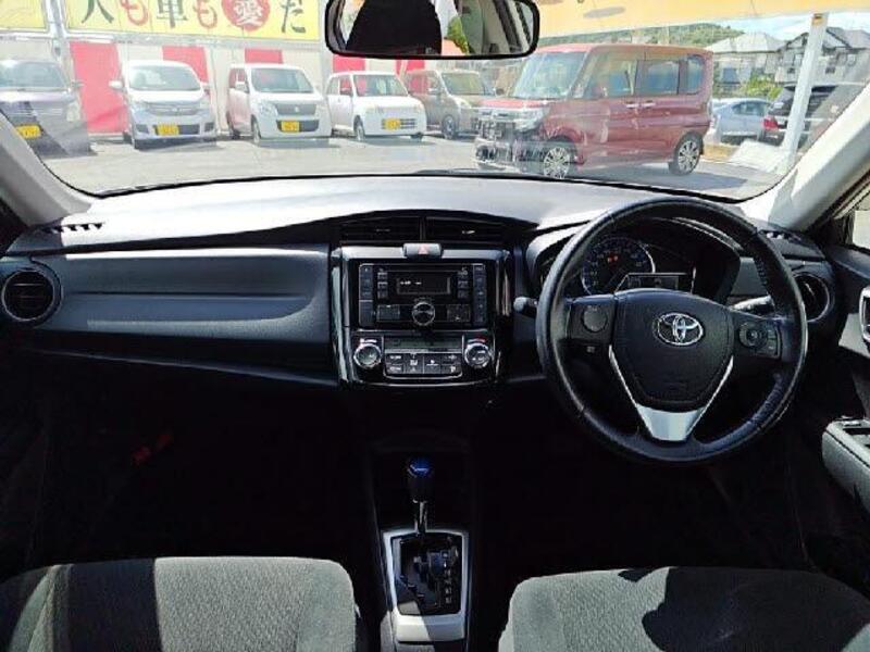 COROLLA AXIO