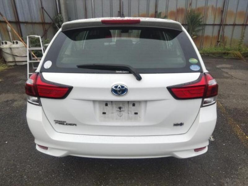 COROLLA FIELDER