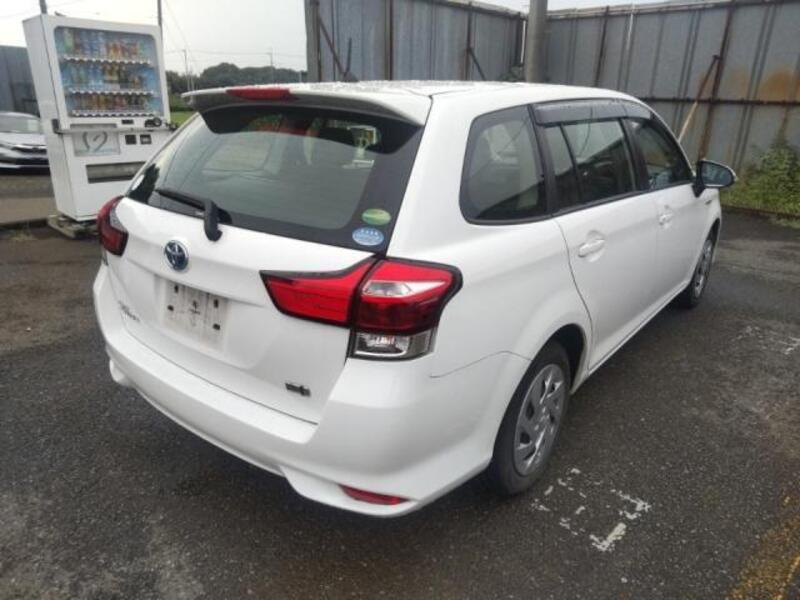 COROLLA FIELDER