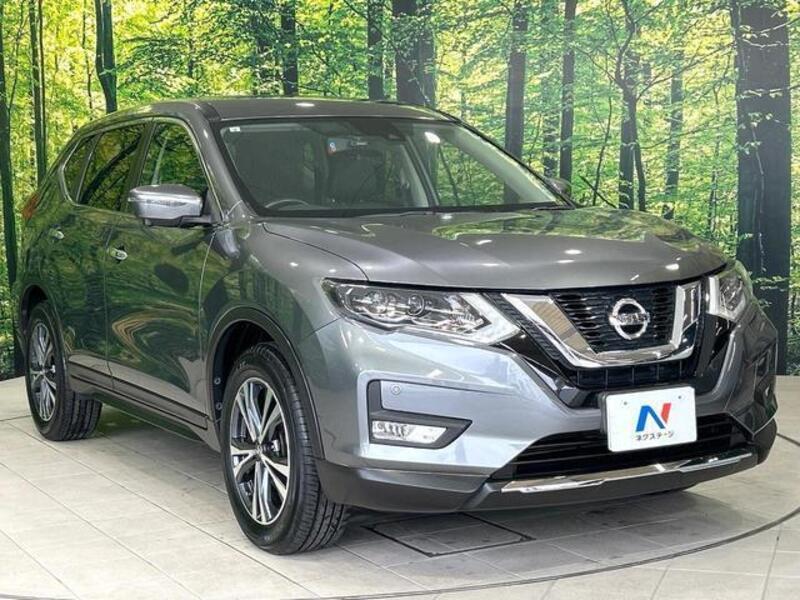 X-TRAIL