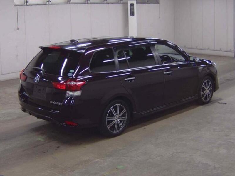 COROLLA FIELDER