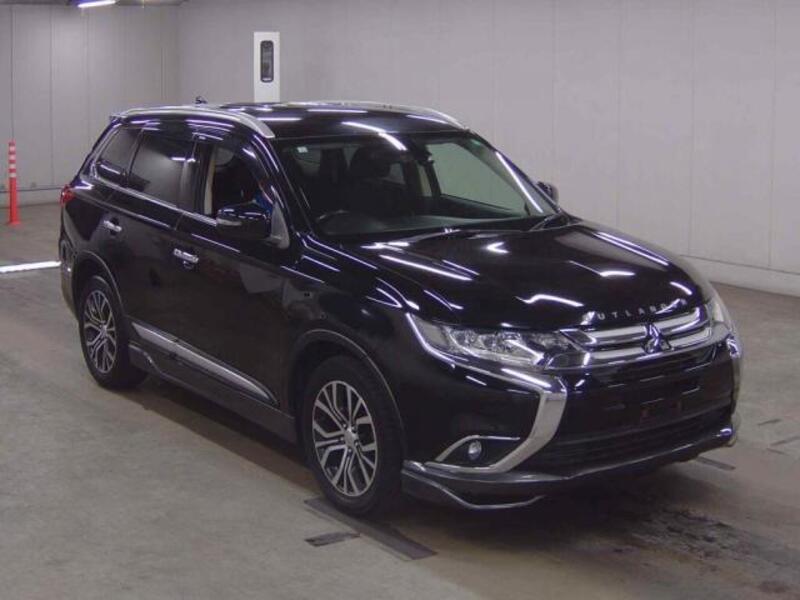 OUTLANDER-0