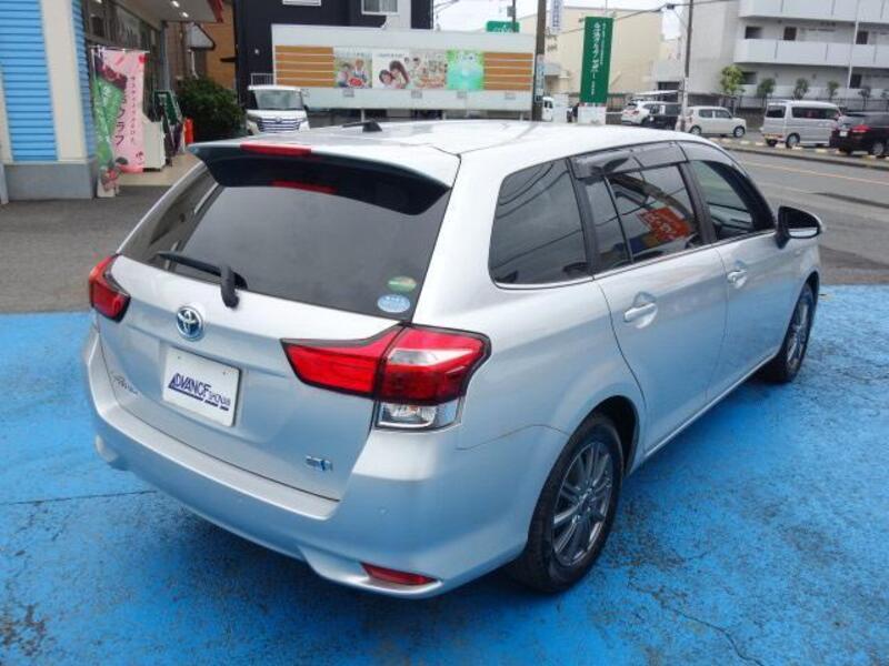 COROLLA FIELDER