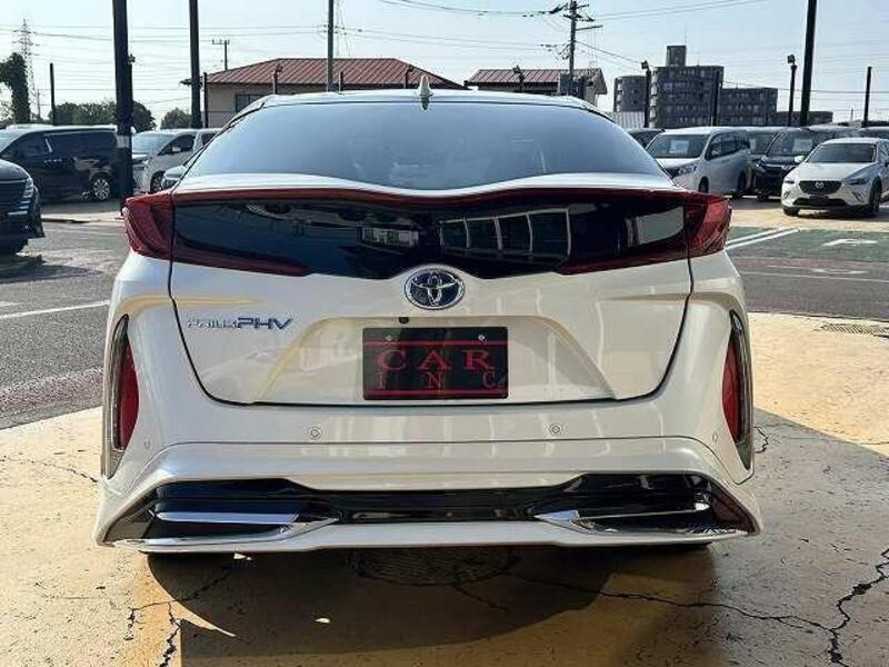 PRIUS PHV