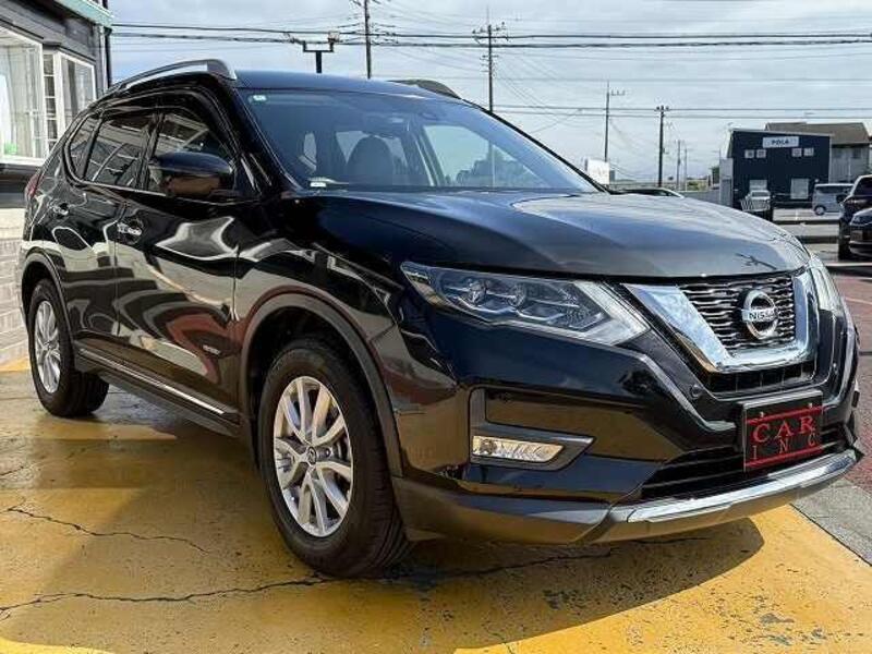 X-TRAIL
