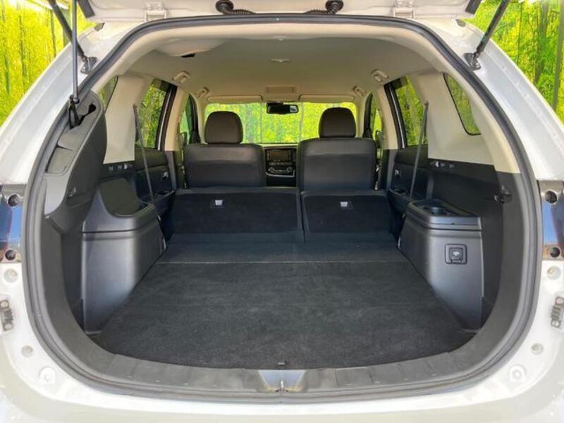 OUTLANDER PHEV