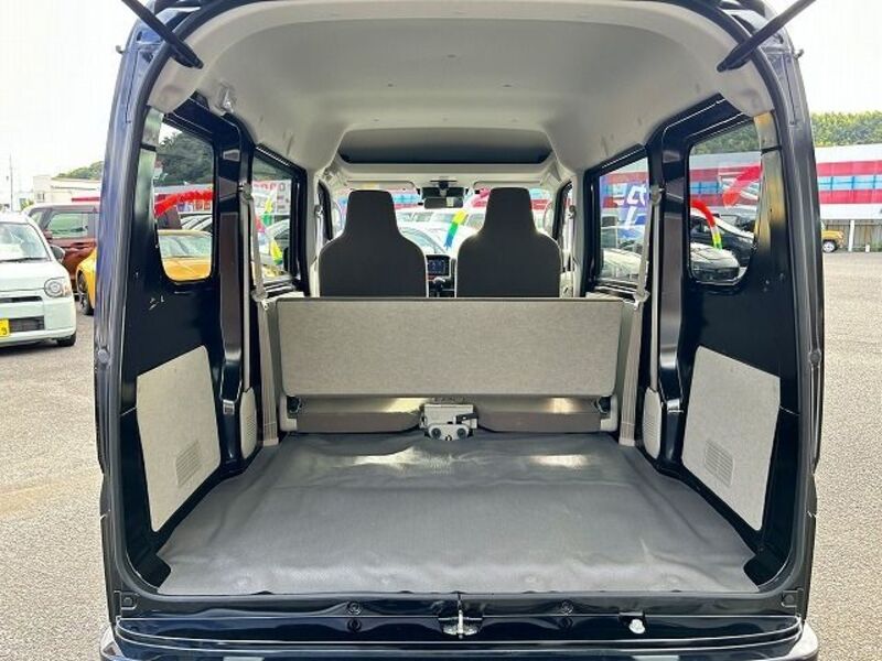CLIPPER VAN