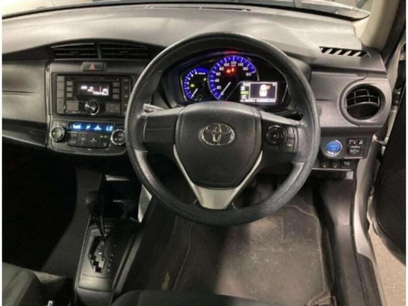 COROLLA AXIO