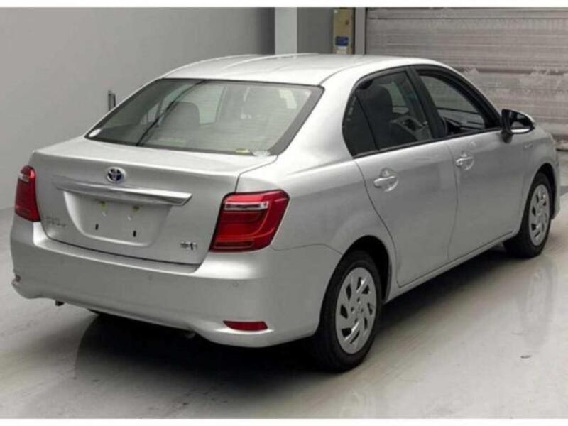 COROLLA AXIO