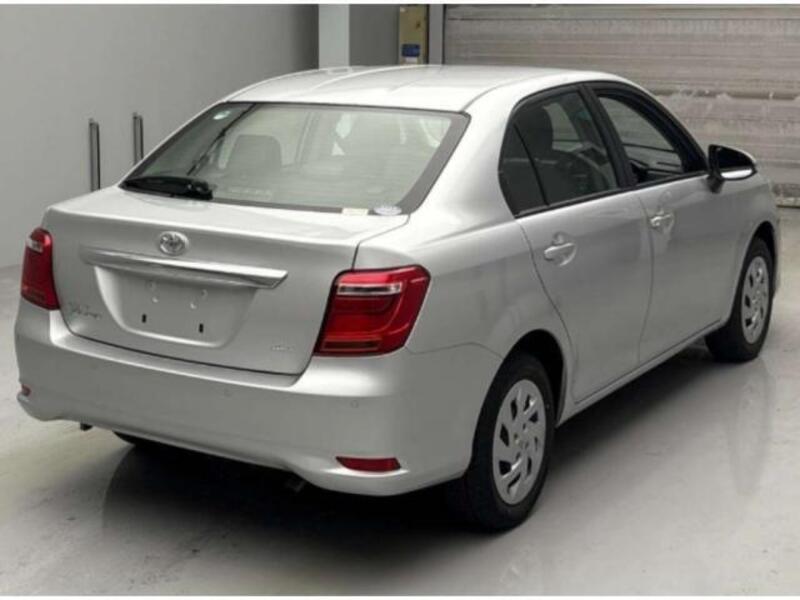 COROLLA AXIO