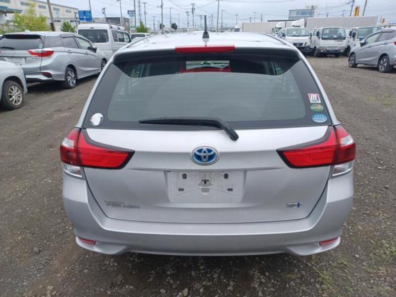 COROLLA FIELDER