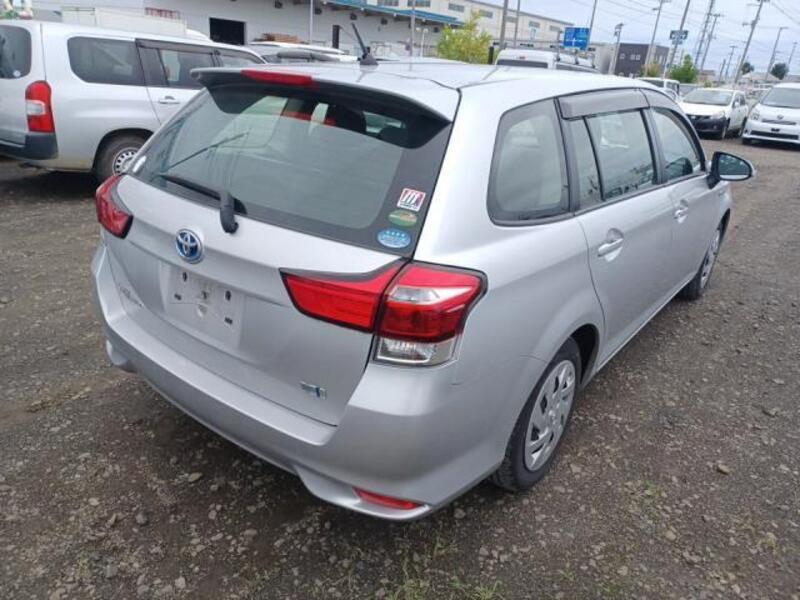 COROLLA FIELDER