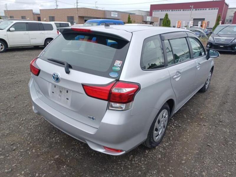 COROLLA FIELDER