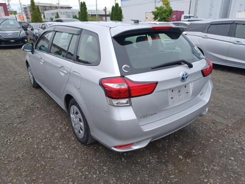 COROLLA FIELDER