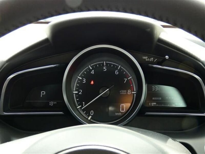 MAZDA2