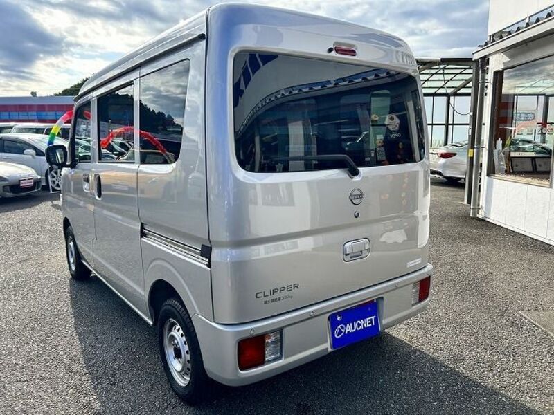 CLIPPER VAN