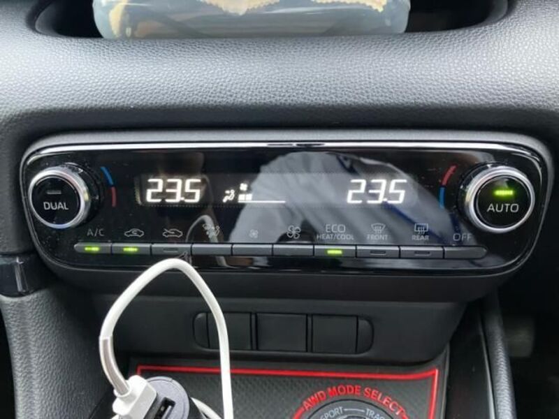 GR YARIS