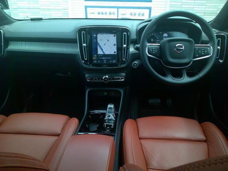 XC40